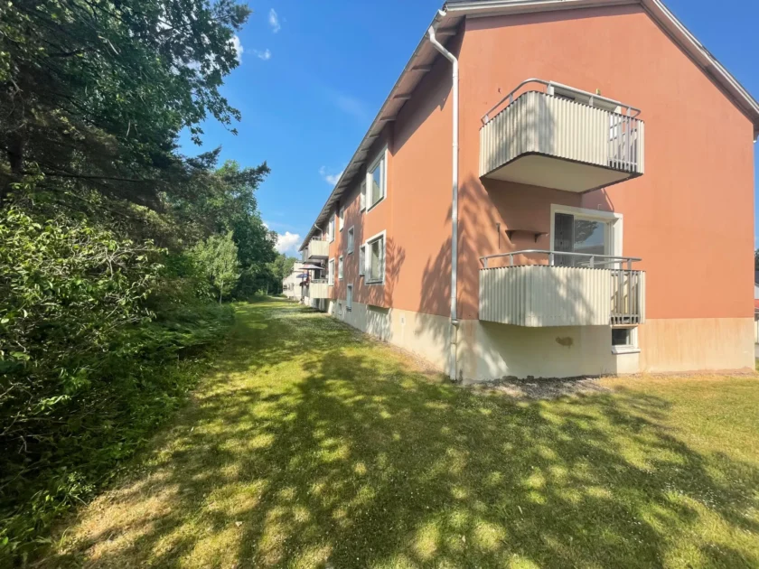 Fastighet i Tierp med lediga lägenheter